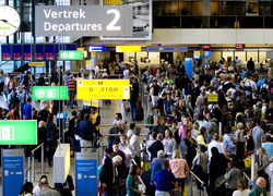 Normal_schiphol_drukte
